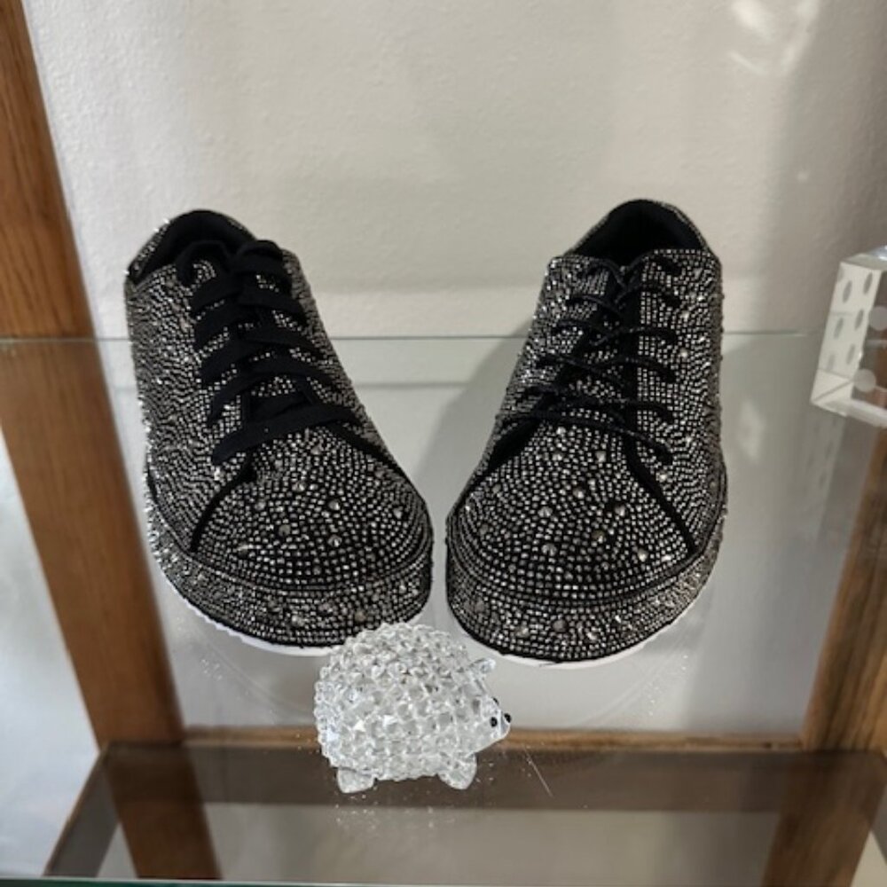 Shoes Sparkle Galore    Size 11  Brand New in Box  2 pairs of laces incl - Picture 3 of 7